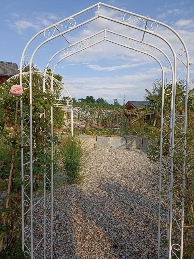 Kittenberger Chalets Am Gartensee Schiltern bei Langenlois Exteriör bild